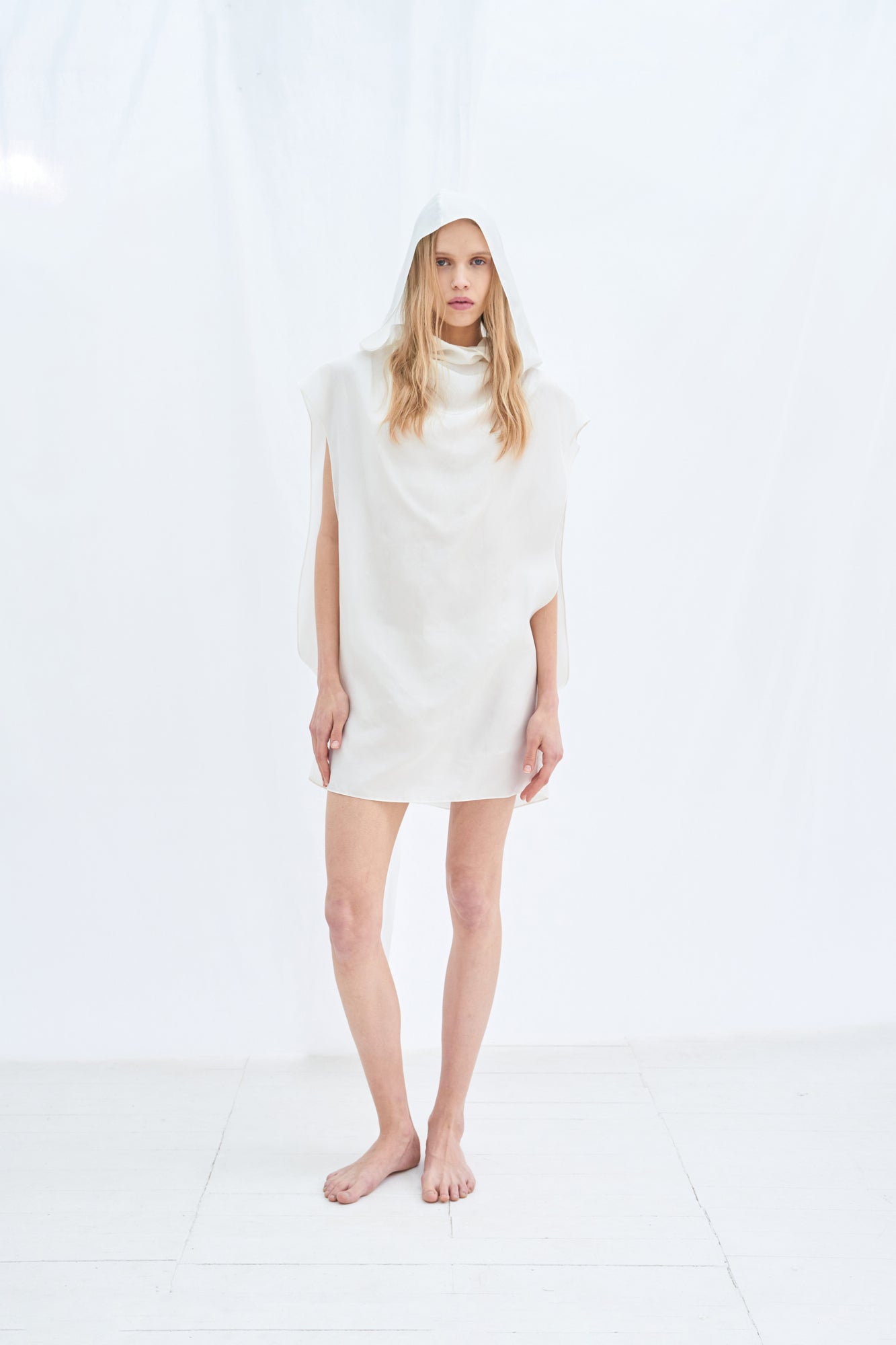 Hooded cutout top