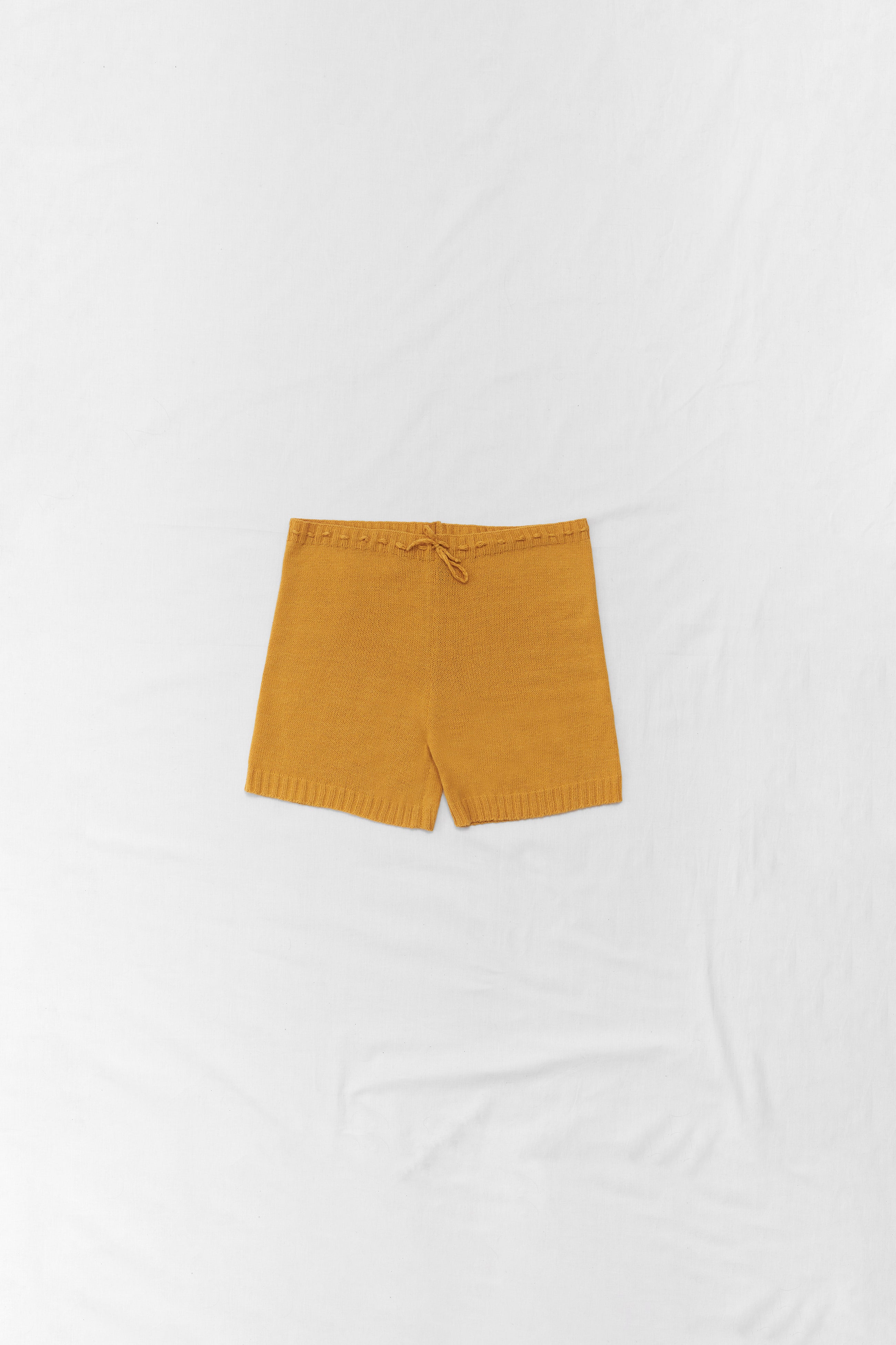 Knit orange shorts
