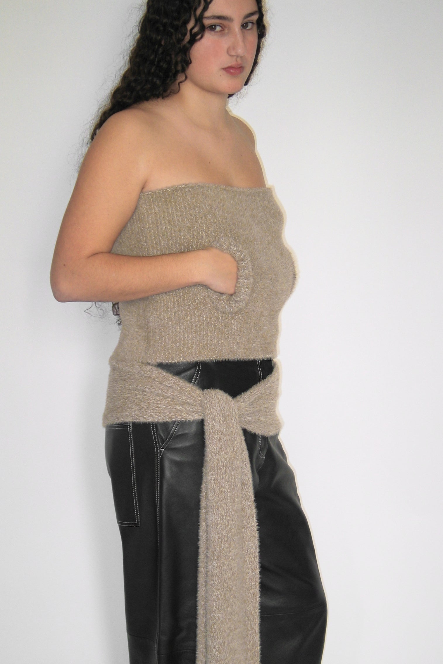 nude threads top