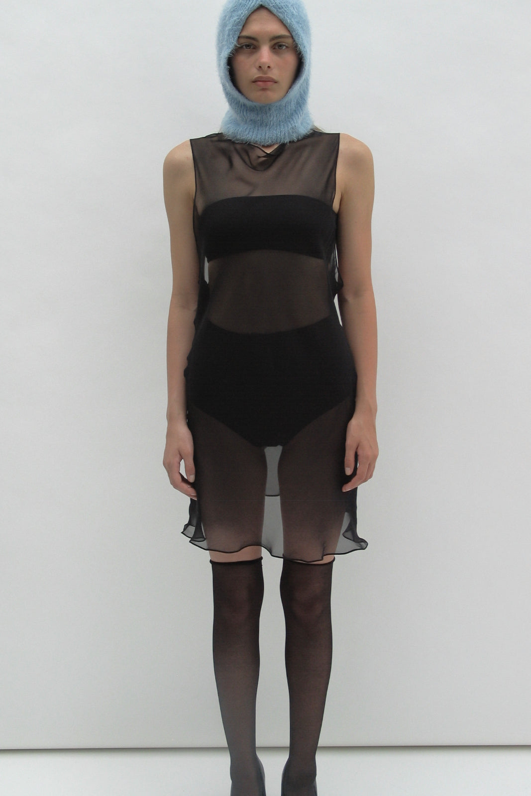 Fluffy helmet light-blue