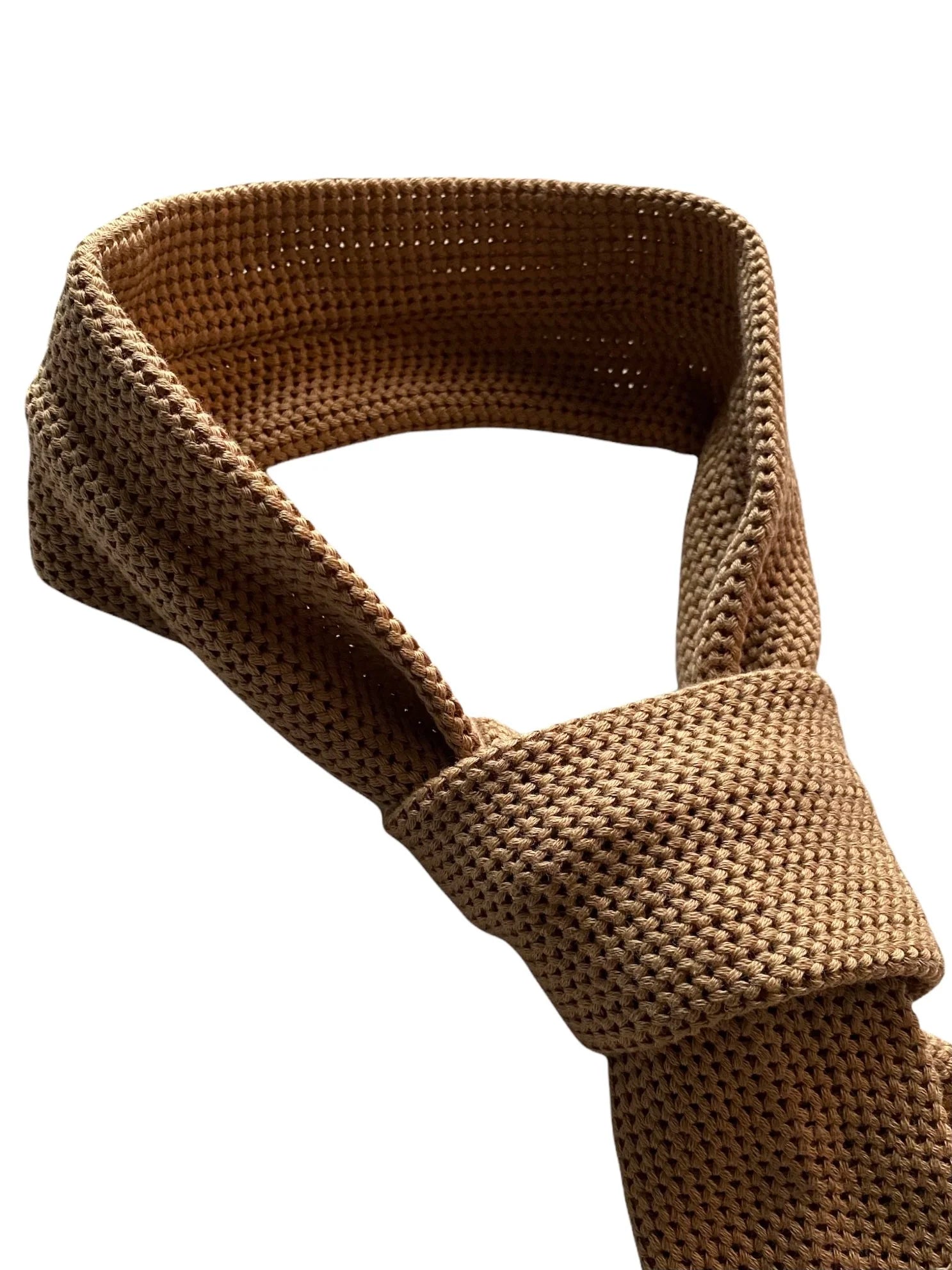 Beige tie-scarf