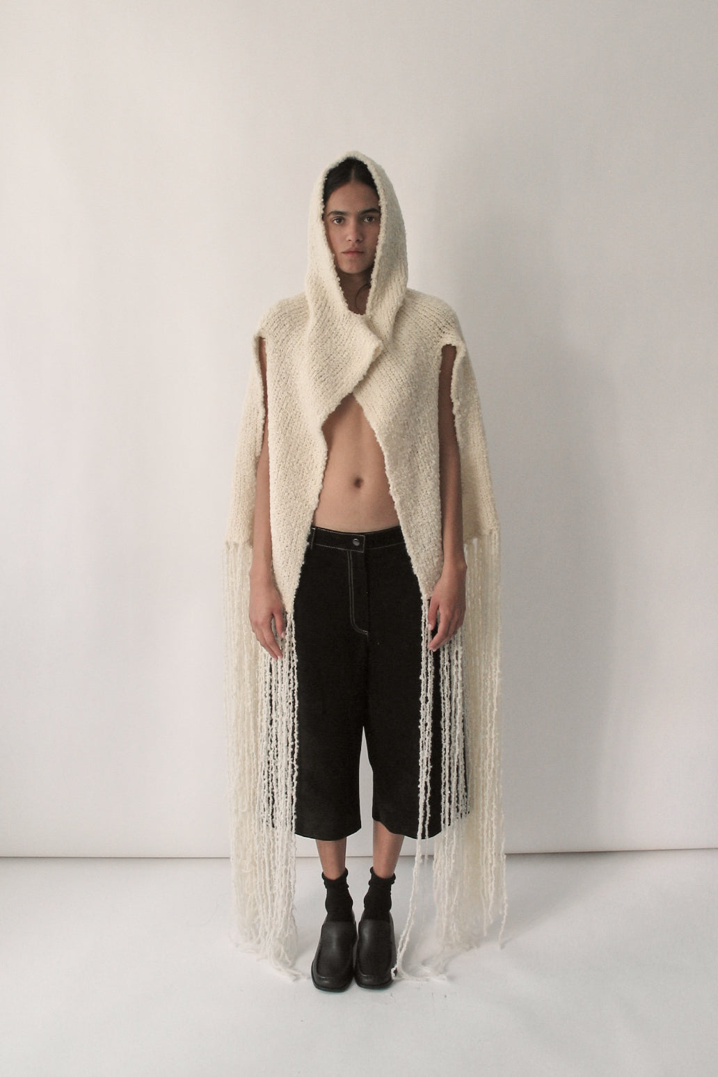Butter White Bakhroma Capuche