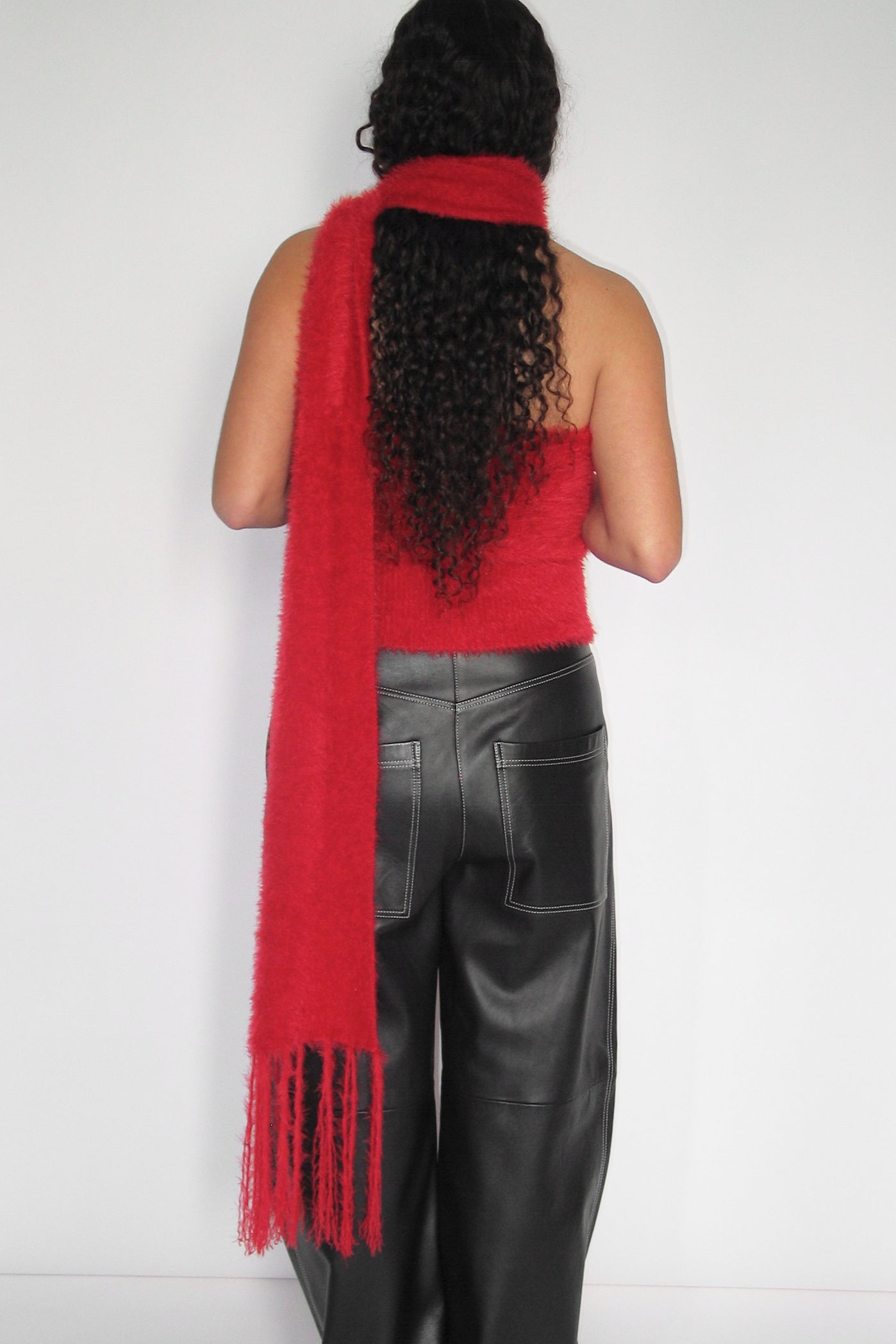 le rouge scarf
