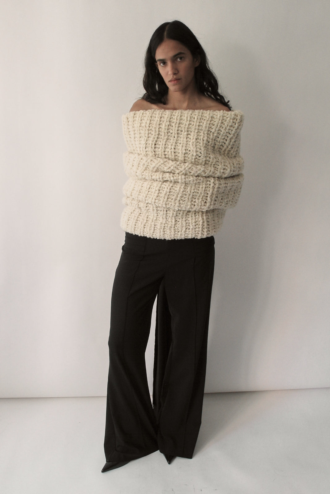 Butter White Gigantic Bouclé Muff