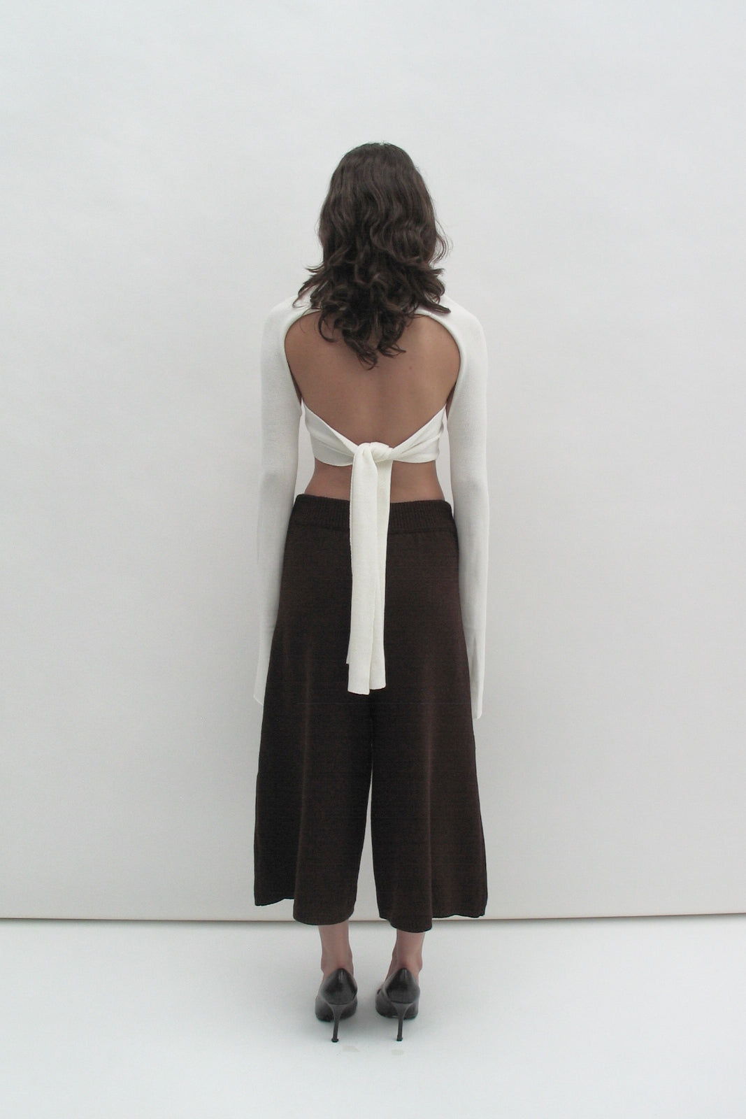 Crossover white straps top