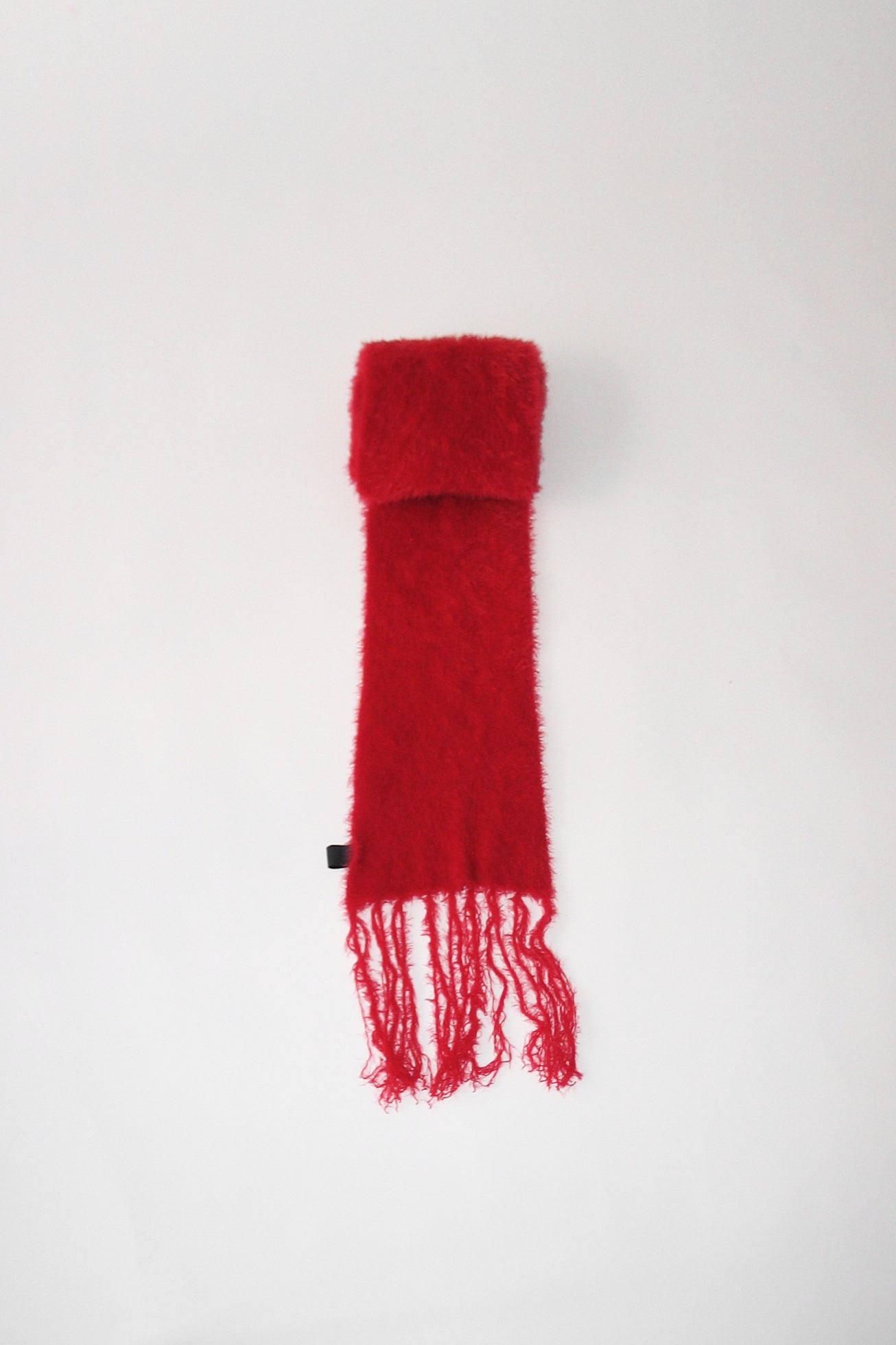 le rouge scarf